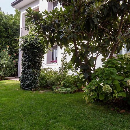 Appartamento Con Giardino Le Querce Sistiana Εξωτερικό φωτογραφία